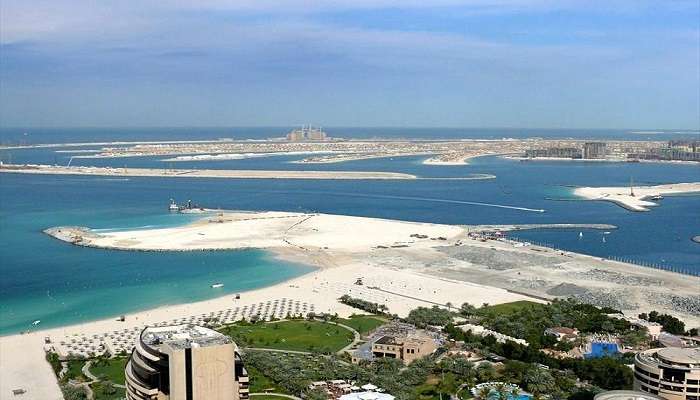 Have fun at the Palm Jumeirah