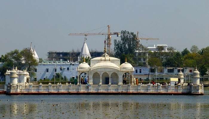 Places to visit in Rajgir - Pawapuri Jain Temple