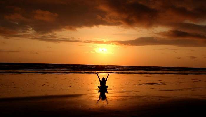 One can enjoy the most serene view of the Azheekal Beach