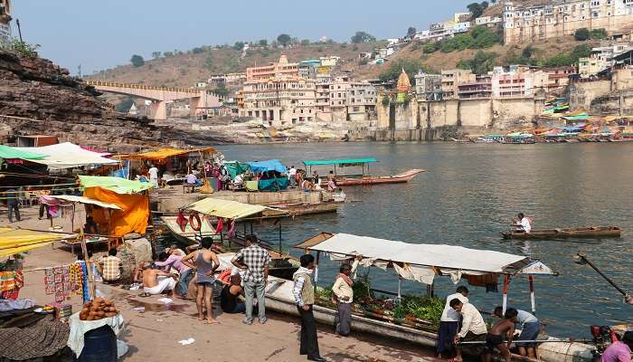  Peshawar Ghat in Omkareshwara Temple