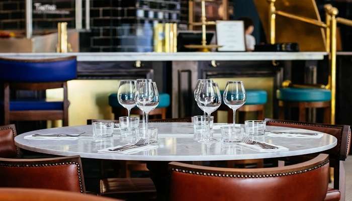 A stunning image of the table in one of the best restaurants in Warrnambool.