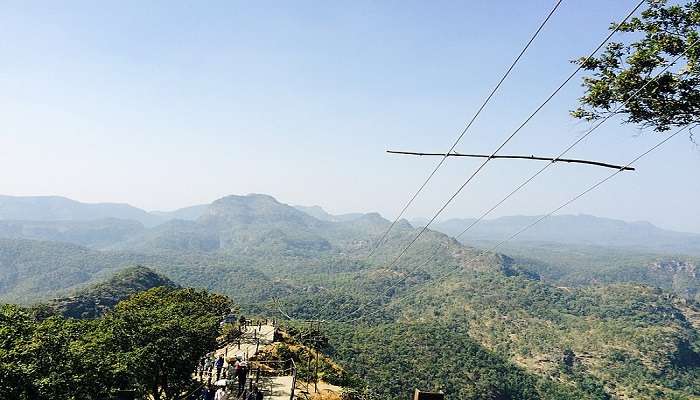 Places to visit in Pachmarhi in 2 days