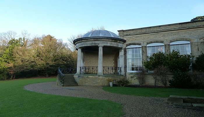 explore the Doric Temple.