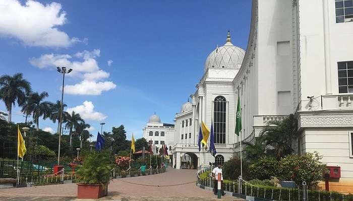 Visit the Salar Jung Museum near Taj Falaknuma Palace