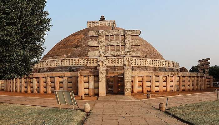 Sanchi Stupa in Madhya Pradesh near Rock Shelters of Bhimbetka