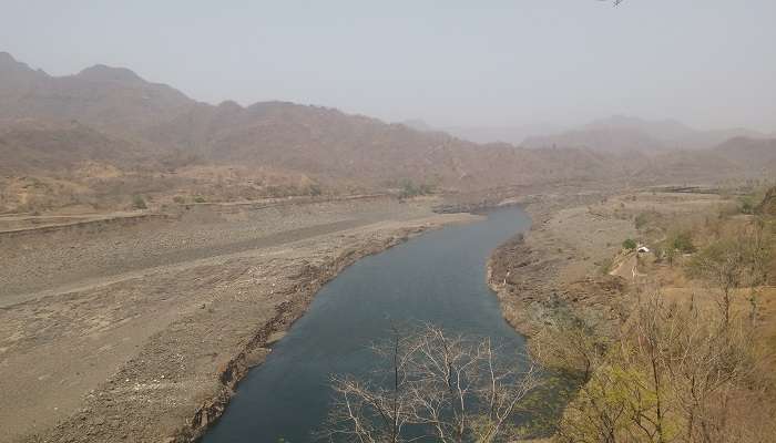  Narmada river at the Sardar Sarovar Dam