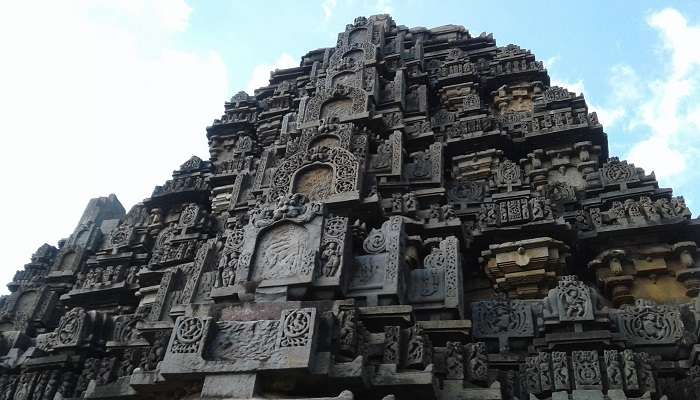 A view of Siddheswara Temple