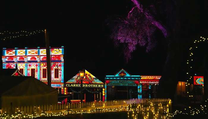  Sovereign Hill Hotel night lights