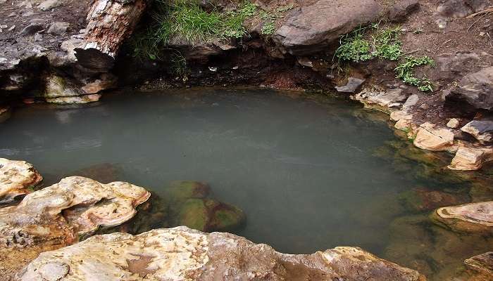 Hot springs around Munsiyari