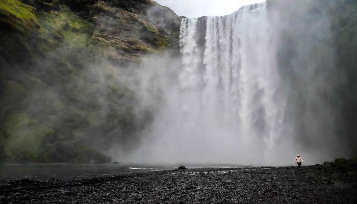 Swimming in Diyaluma Falls