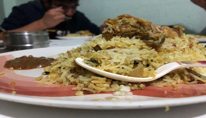 Taste the biryani is one of the best things to do near Charminar.