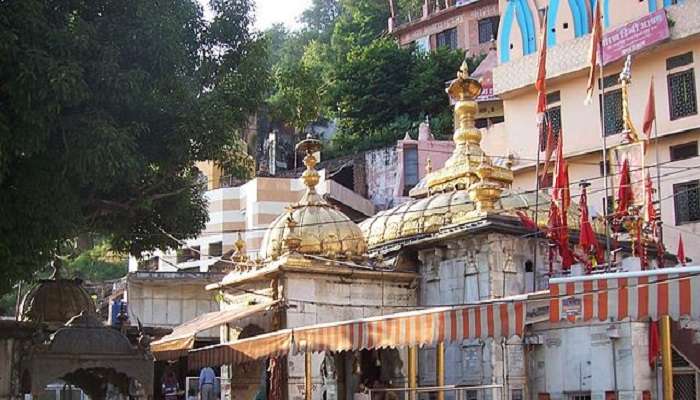 This temple, Jwala Ji Temple, located in Odisha is a must-visit especially if one can plan a trip during the Navratri festival.