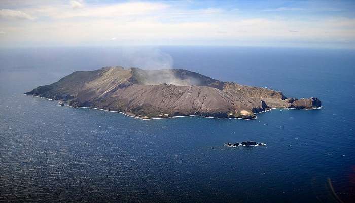 White Island is very beautiful to visit.