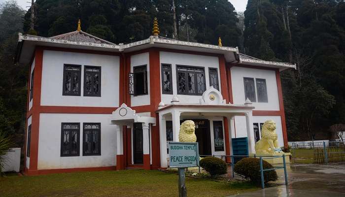 japanese temple darjeeling