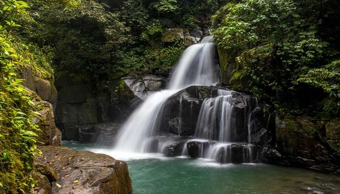 A plunge waterfall near Kemmangundi Trek