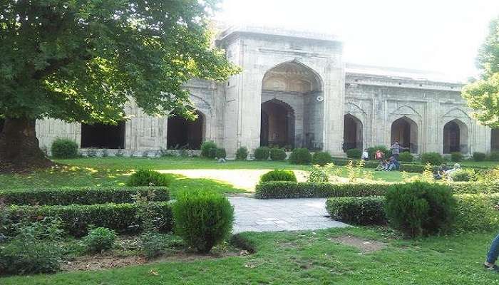 pather masjid srinagar