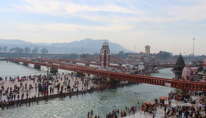 आध्यात्मिक अवकाश के लिए हरिद्वार में घूमने की 10 बेहतरीन जगहें जिन्हें आप मिस नहीं कर सकते