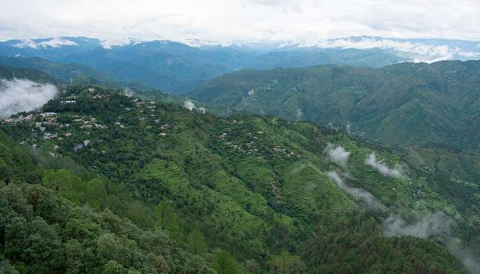 2025 में लैंसडाउन में घूमने के लिए 11 जगहें जो आपको अभी अपना बैग पैक करने पर मजबूर कर देंगी