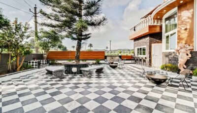 माउंट आबू में विला