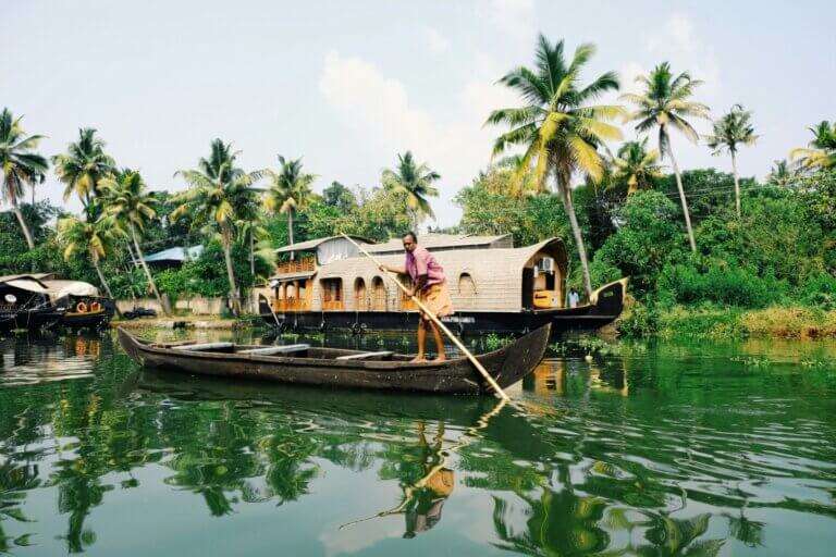 alleppey houseboat