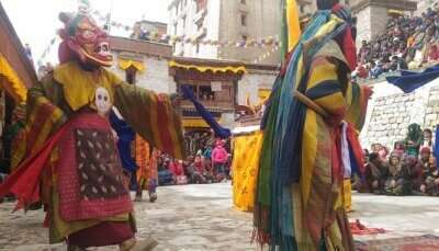 जम्मू और कश्मीर के 10 त्यौहार