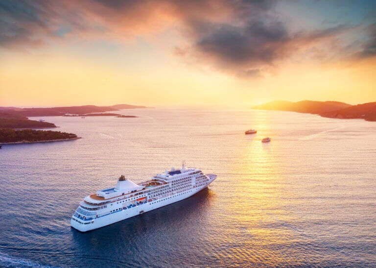 Andaman cruise ship from Kolkata with open sea sunset view