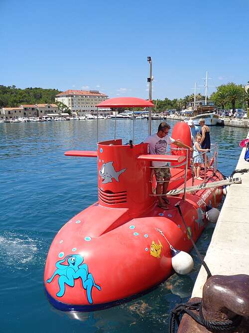 Semi-Submarine