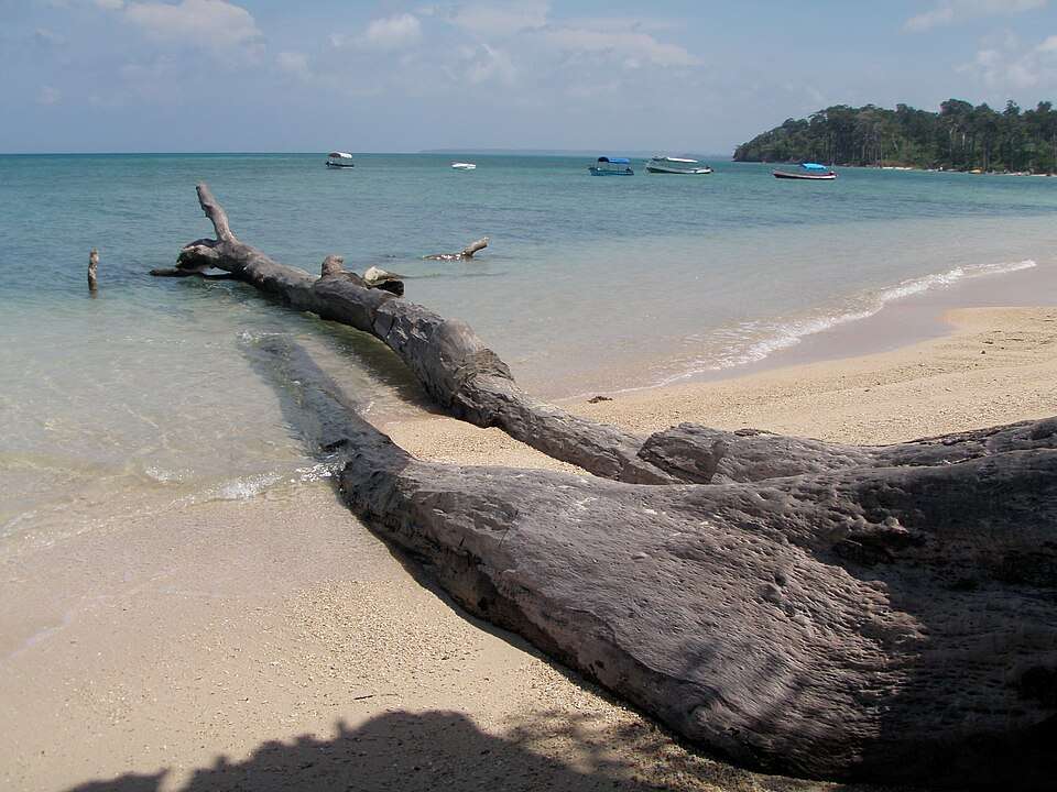 Wandoor Beach