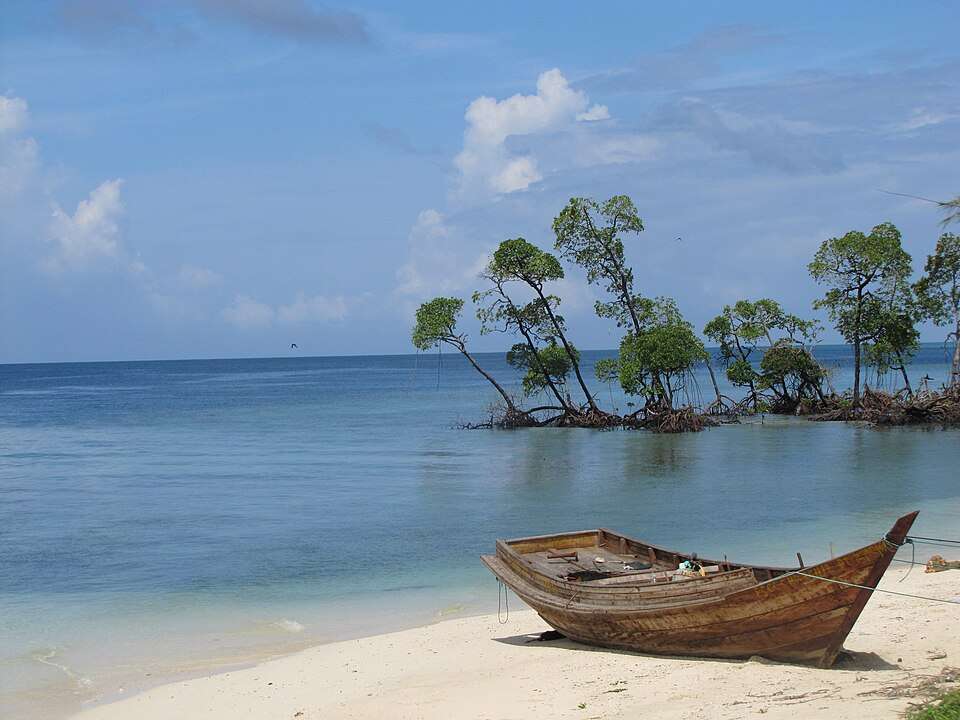 Havelock Island (Swaraj Dweep) - the party hub