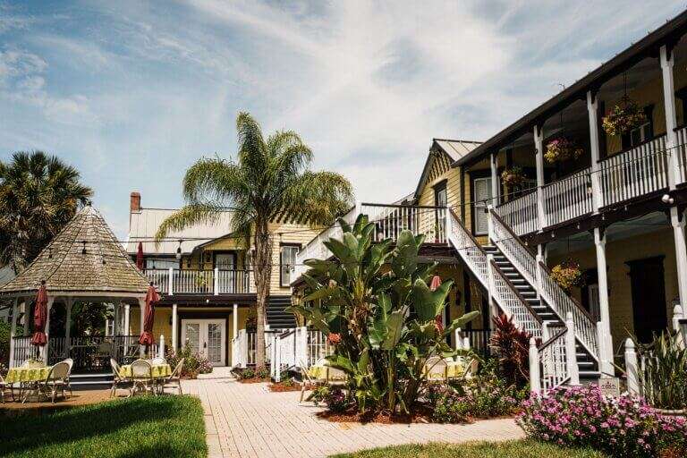 The Golders’ Creek Bed n Breakfast