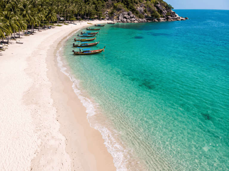 95-blog-best-islands-in-thailand-04-koh-pha-ngan-iconic