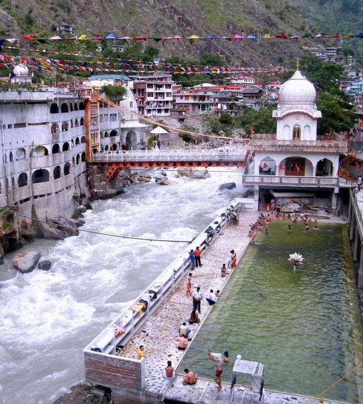 Vashisht Village And Hot Water Springs