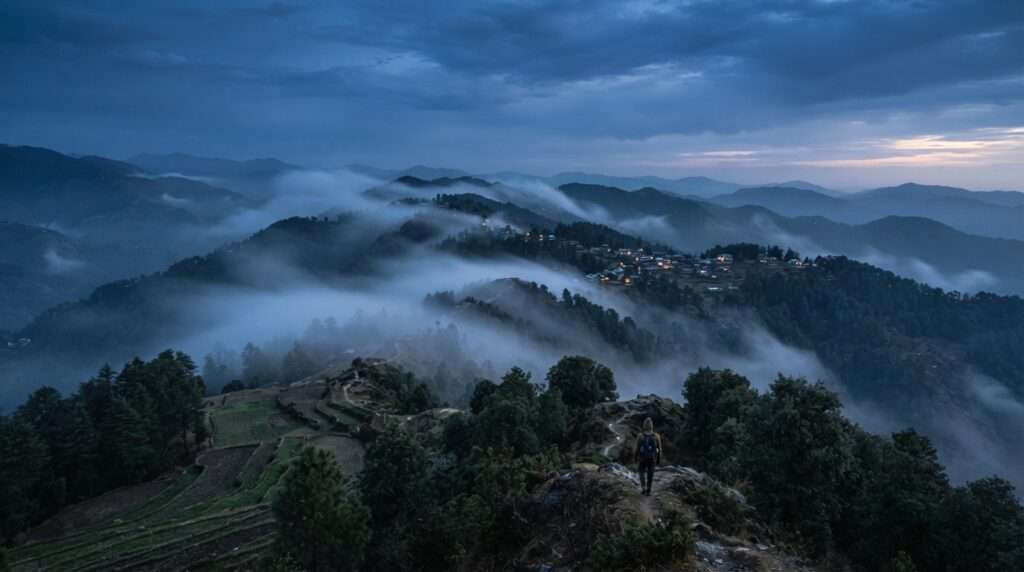 offbeat-places-near-shimla-01-fagu-20-km-atmosphere