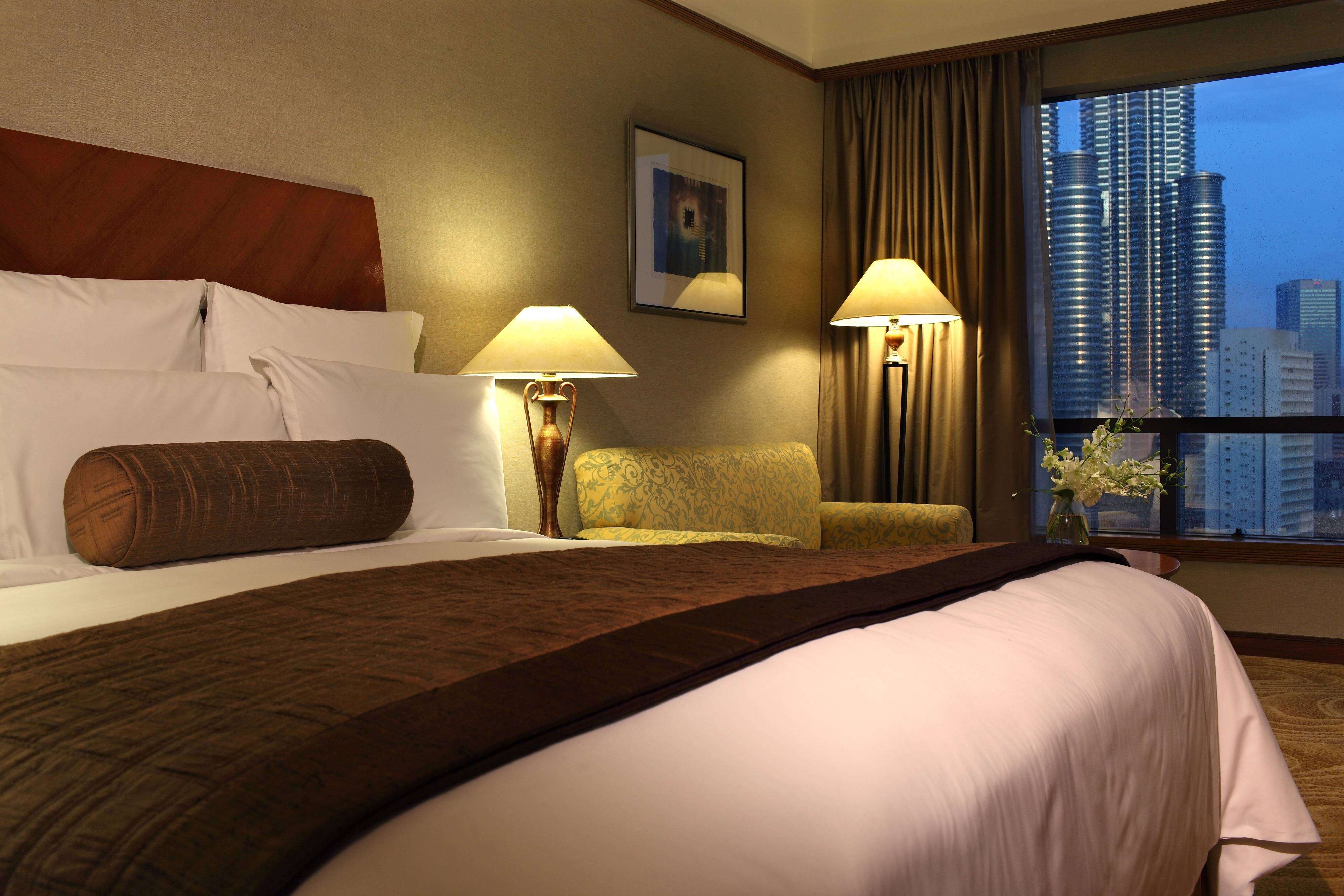 Renaissance Hotel Kuala Lumpur - Renaissance Review, Photos